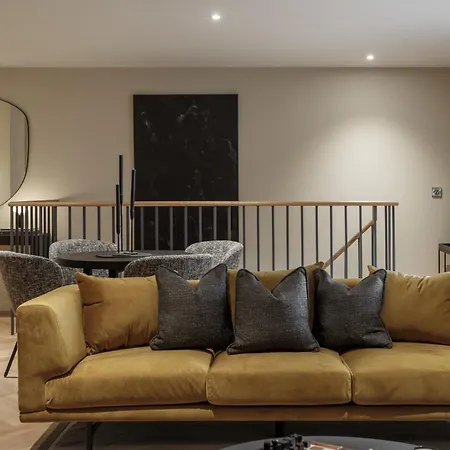 Apartament 9 Kings, Hudson Quarters- Free Parking York