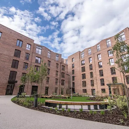 9 Kings, Hudson Quarters- Free Parking * York